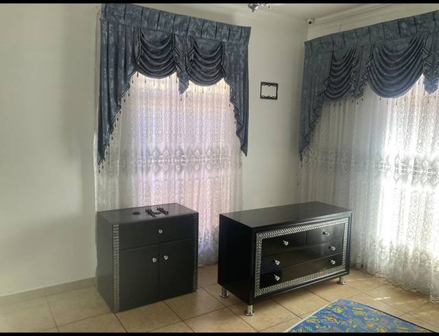 3 BEDROOM FREEHOLD FOR SALE IN BRAKPAN NORTH
